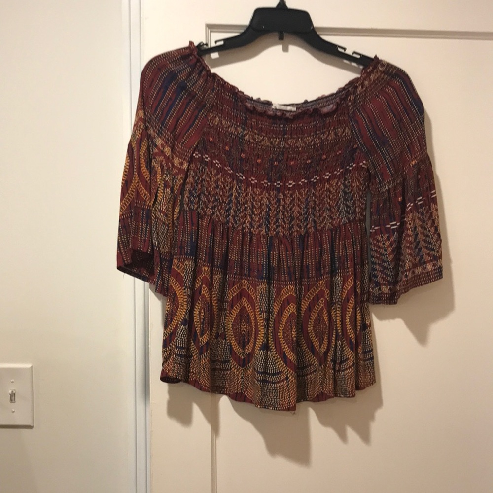 Women top in european size 40